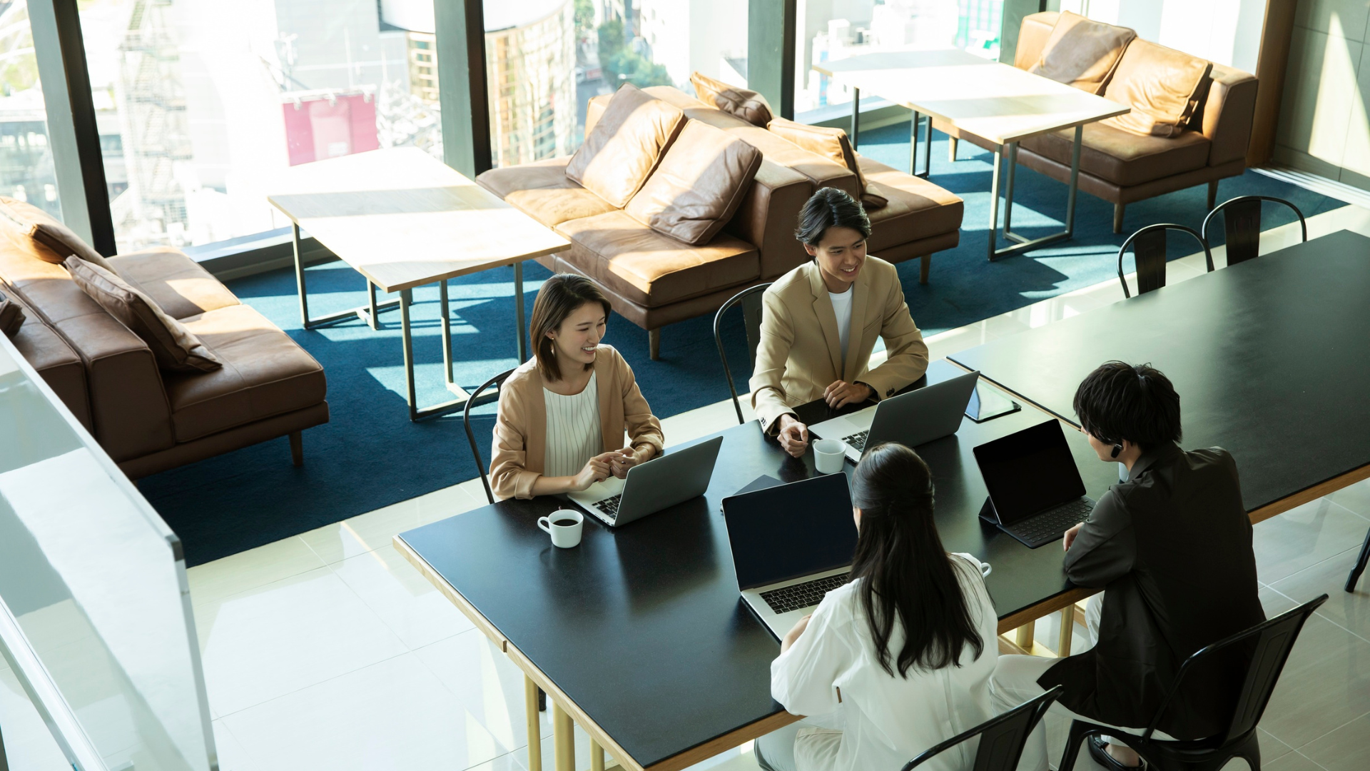 業界特化の深い専門知識